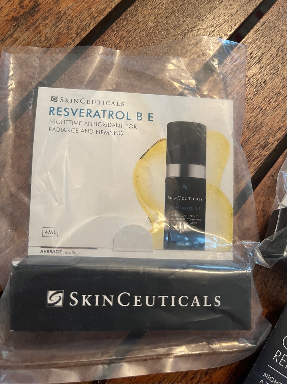 SkinCeuticals Samples Resveratrol B E Serum , triple lipid restore, Glycolic 10 - Picture 2 of 6